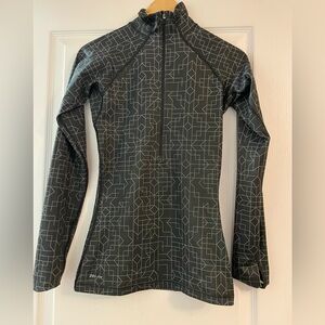 Nike Pro XS long sleeves light fleece